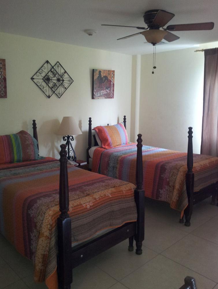 Pasanggrahan Boutique Hotel Philipsburg  Eksteriør bilde